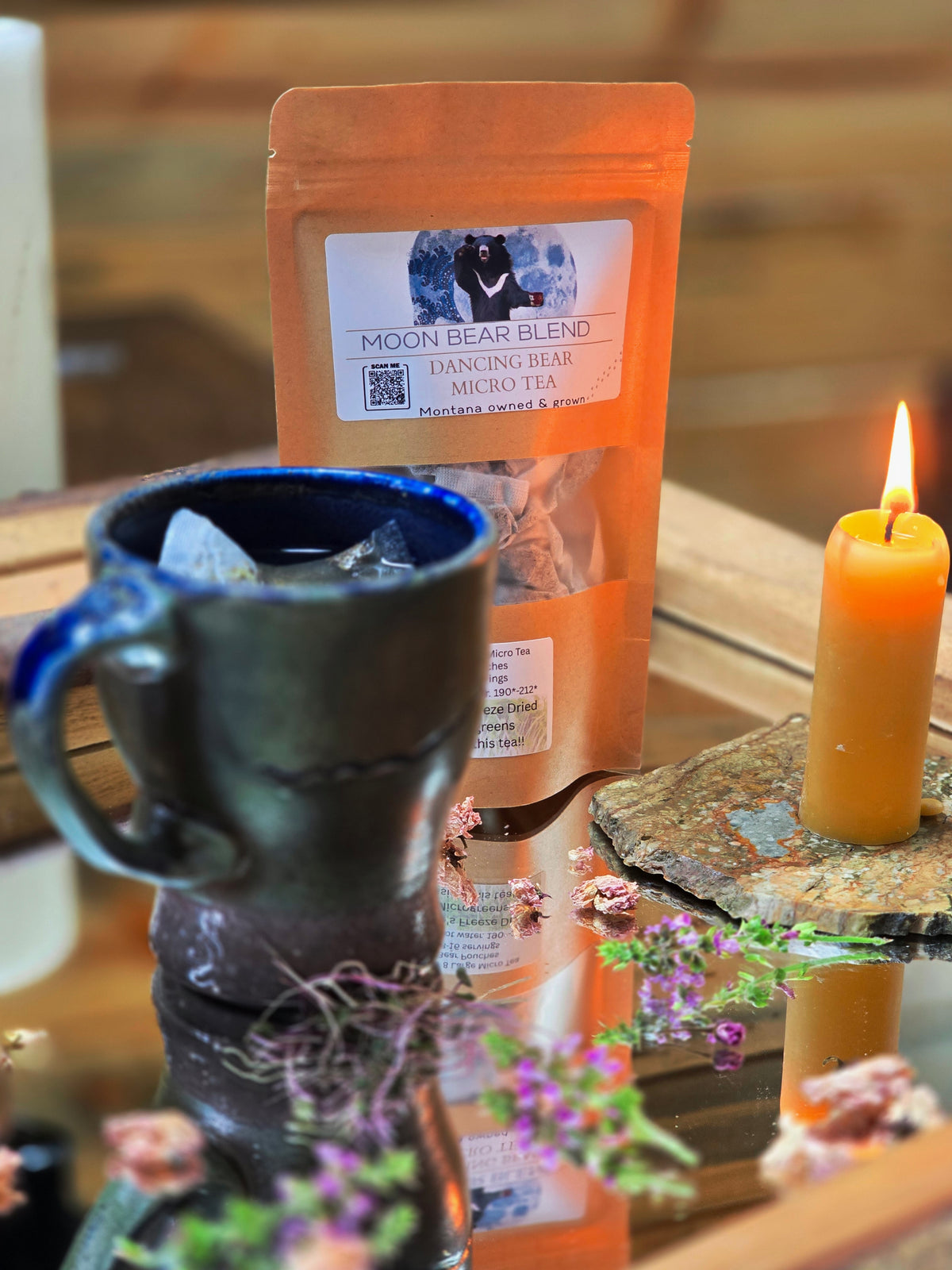 Moon Bear Blend Tea Case